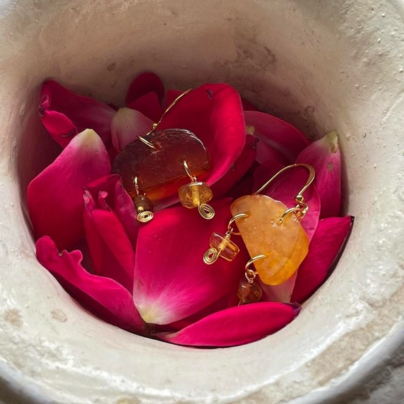 Jewelry - Gold Amber Earrings